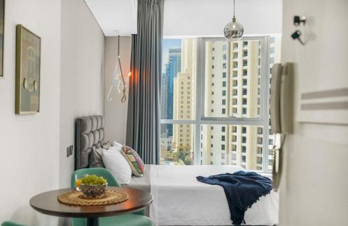 Jumeirah Beach Residence Apartment | Iolanda Home