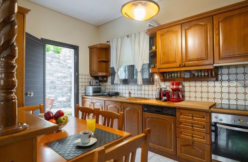 Volos Villa | Iolkos House