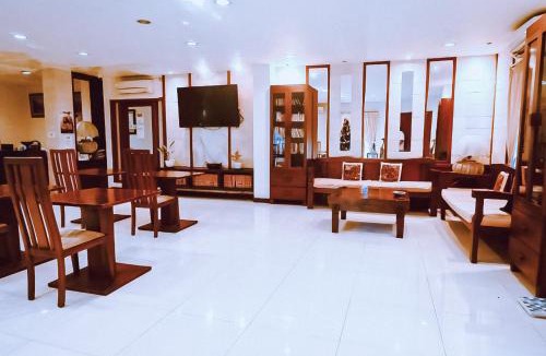 Melawai Hotel | IOTEL Dharmawangsa