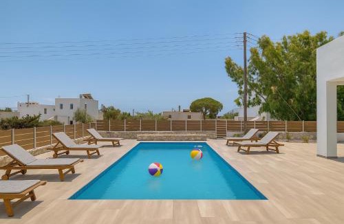 Aliki Apartment | Ippocampos Seaside Serenity - Unwind at Paros Poolside Retreats