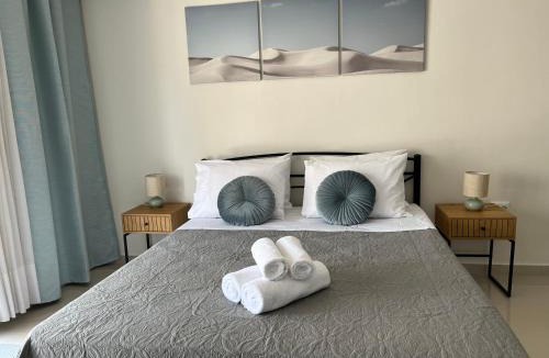 Perea Apartment | Irene Beach Front Luxury Suite