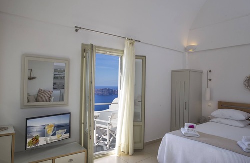 Imerovigli House | Irida Santorini