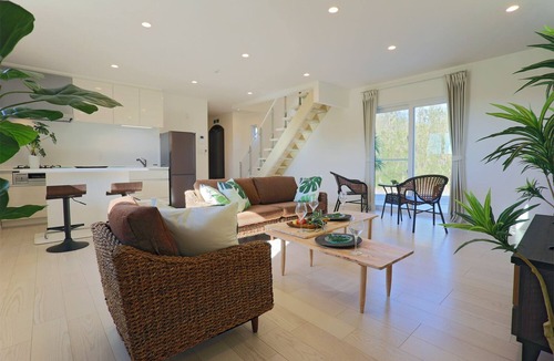 Maeganeku House | Irie House