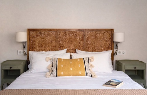 Antibes Old Town Hotel | Irin Hotel