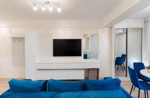 Saturn Apartment | Irina's Premier Properties at Seven Palms, Saturn