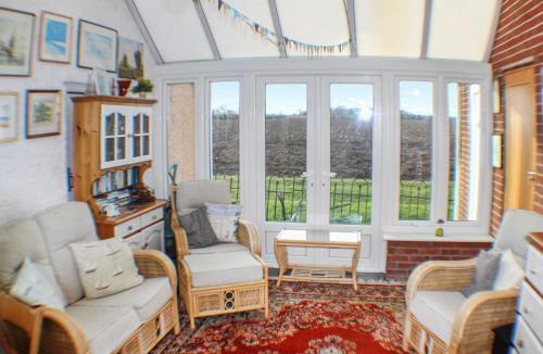 Stalham House | Iris Apartment