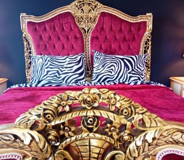 Elefsina Apartment | IRIS baroque apartment