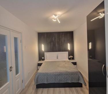 Mangalia Apartment | Iris central Mangalia 2 bedroom apartment