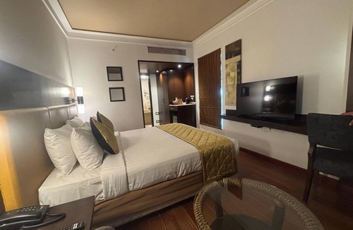 Bangalore City Center Hotel | Iris Hotel