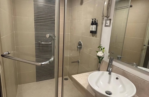 Bangalore City Center Hotel | Iris Hotel