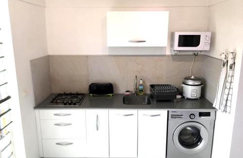 Punaauia Apartment | Iris suite