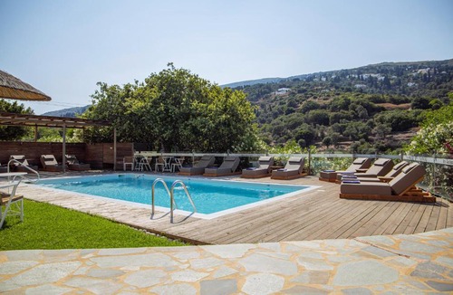 Paleopolis House | Iro Suites