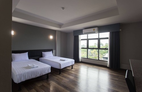 Phitsanulok Hotel | Iron Resort&Hotel