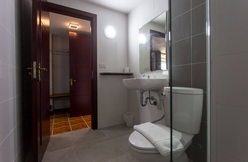 Phitsanulok Hotel | Iron Resort&Hotel