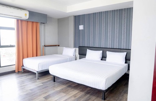 Phitsanulok Hotel | Iron Resort&Hotel