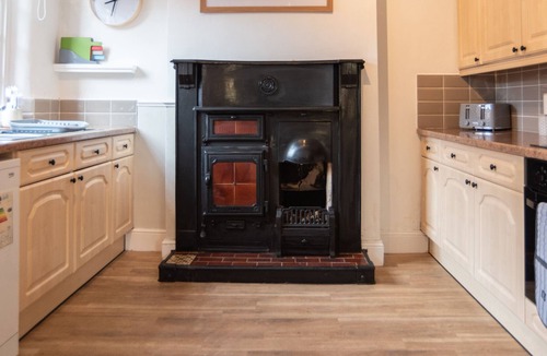 Ironbridge House | Ironbridge Riverside Hot Tub Retreat