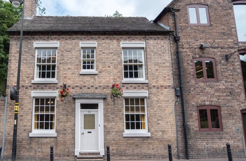 Ironbridge House | Ironbridge Riverside Hot Tub Retreat