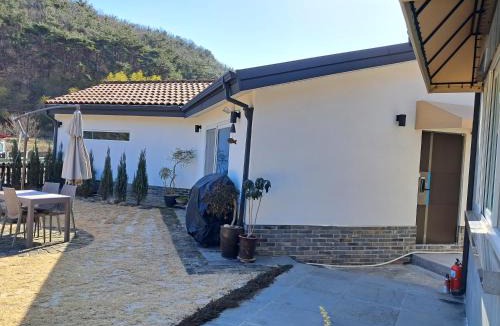 Hwangburam House | Iryang Stay