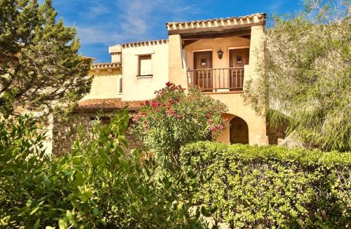 Liscia di Vacca Apartment | ISA-Residence wityh swimming-pool near Porto Cervo and only 350 meters from the beach