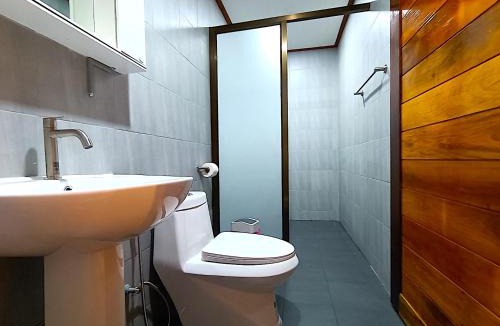 Phon Thong Resort | Isaan Perazim Park