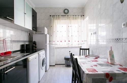 Algueirao - Mem Martins Apartment | Isabel Dream IV, 4 Km from Sintra, train at 400m