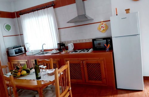 Alojera Apartment | Isabel (upper floor) wonderful views of the sea and the mountains
