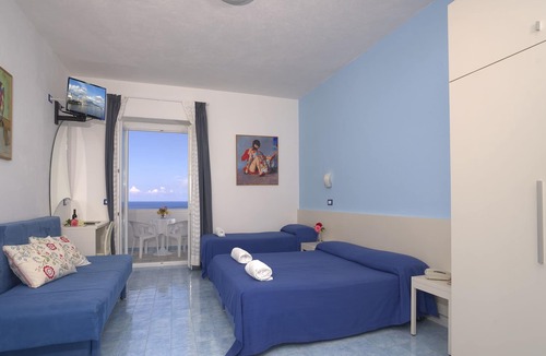 Forio Bed & Breakfast | Ischia-Forio, in 4 under the sign of relaxation and well-being