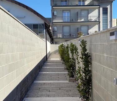 Cremnago House | Isidoro affittacamere