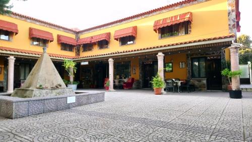 Arcas House | Isis de Cuenca Alojamiento Superior especial para Moteros con Piscina