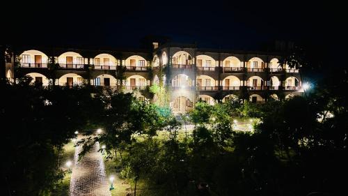Mathura Hotel | ISKCON Govardhan Retreat Center