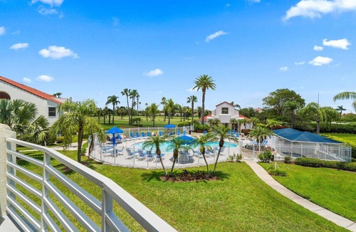Isla del Sol Condo | Isla Del Sol Retreat – Pool View & Near Gulf Beaches 6-246