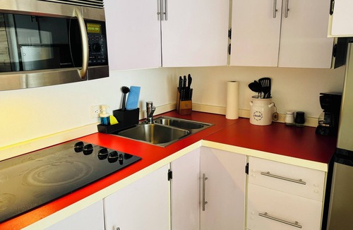 Isla Verde Apartment | Isla Verde Beach Studio: w/Pool & Free Parking!