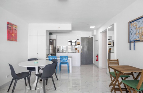 Isla Verde Apartment | Isla Verde Beachfront ESJ Tower by Otium