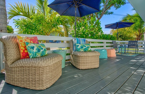 Islamorada House | Islamorada retreat "Bungalow Blue" w/heated pool, Bikes, BBQ, amenities galore!