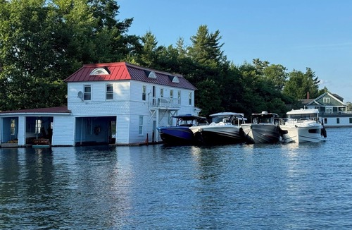Wellesley Island Apartment | Island Boathouse w/boatslip
