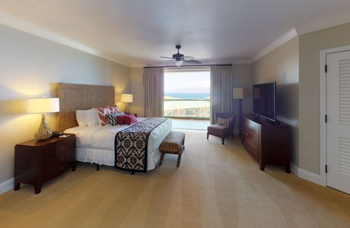 Honokowai Hotel | Island Elegance: Beach Retreat Near Kapalua Airport! Onsite Pool, FREE Parking
