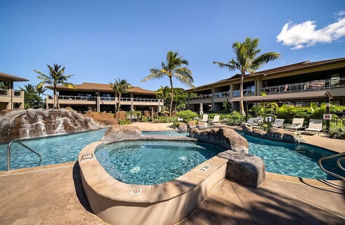 Honokowai Hotel | Island Elegance: Beach Retreat Near Kapalua Airport! Onsite Pool, FREE Parking