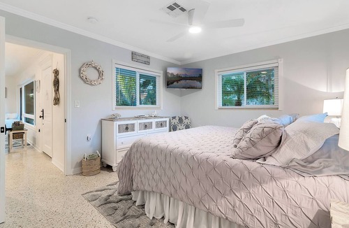 Englewood House | Island Home & Casita, Pool, Golf Cart, Beach