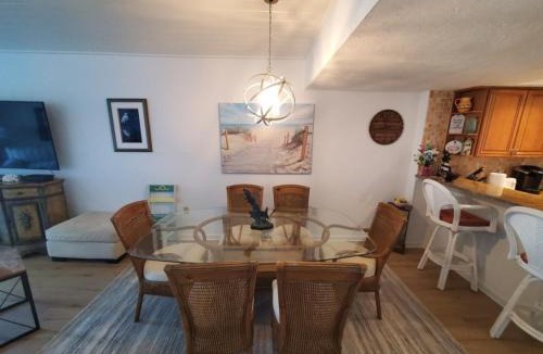 Butler Beach Apartment | Island House F232 Condo