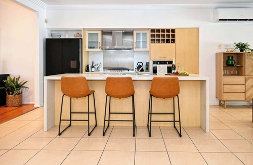 Mudjimba House | Island Retreat Mudjimba - 200m to the beach