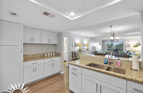 St. Augustine Beach Condo | Island South 27- Updated, Spacious 2 bedroom condo with ocean view, pool and