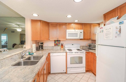 St. Augustine Beach Condo | Island South 5 Direct Oceanfront 2 Bed/2 Bath