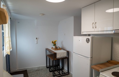 Kampos Marathokampou House | Island Stone house 15m from the beach.