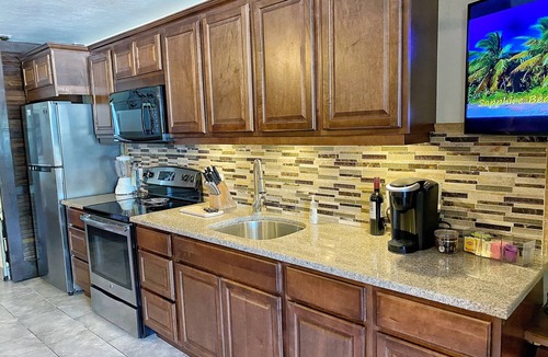 Red Hook Condo | Island Time Sapphire Beach, Beach level, great views, Bldg A, Backup Generator.
