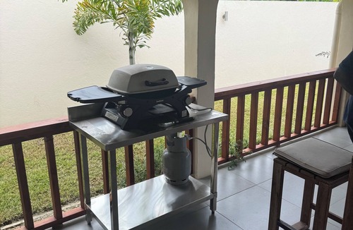 Port Vila House | Island Unit in Pango - Surfhouse