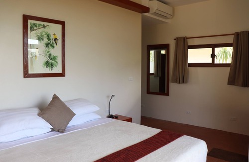 Anda Hotel | Island View Beachfront Resort