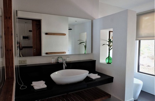 Anda Hotel | Island View Beachfront Resort