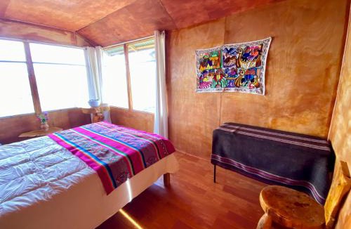Puno House | Islas Chimu