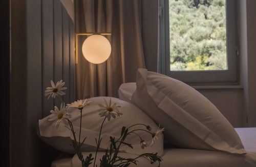 Isola Polvese Hotel | Isola Polvese Resort