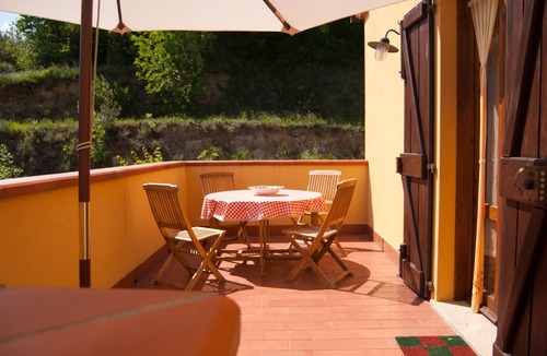 Riparbella Apartment | Isolated and peaceful farm located on the slopes of an enchanting valley